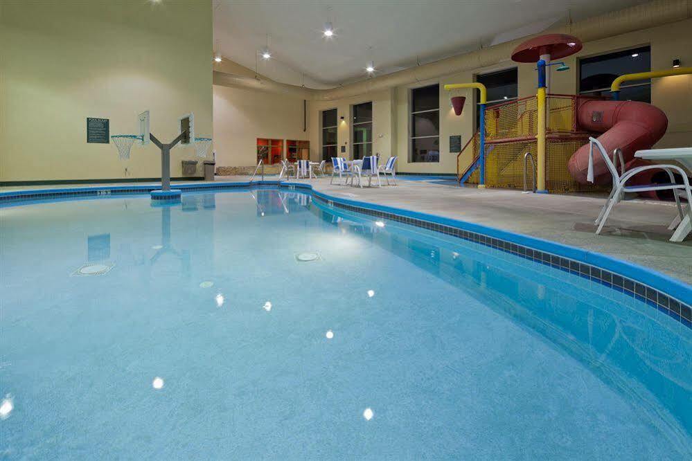 Country Inn & Suites By Radisson, Madison Southwest, Wi Fitchburg Eksteriør billede